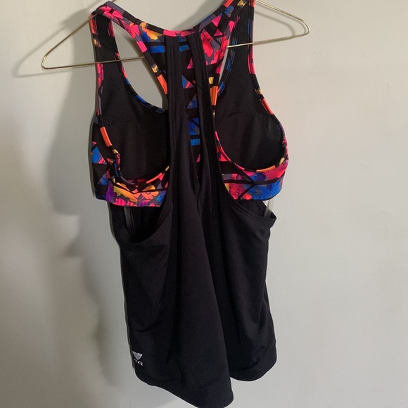 Workout tank - Picture 3 of 7